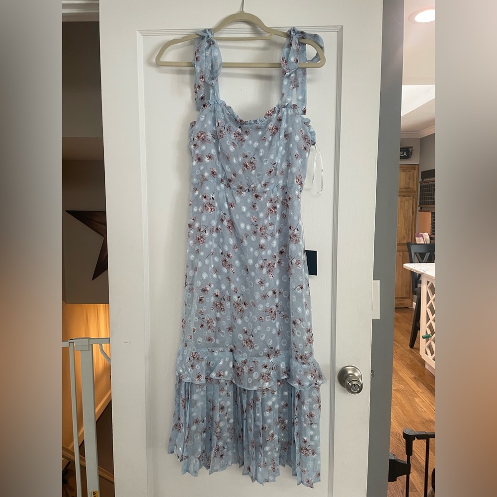 NWT Women’s lulus dress